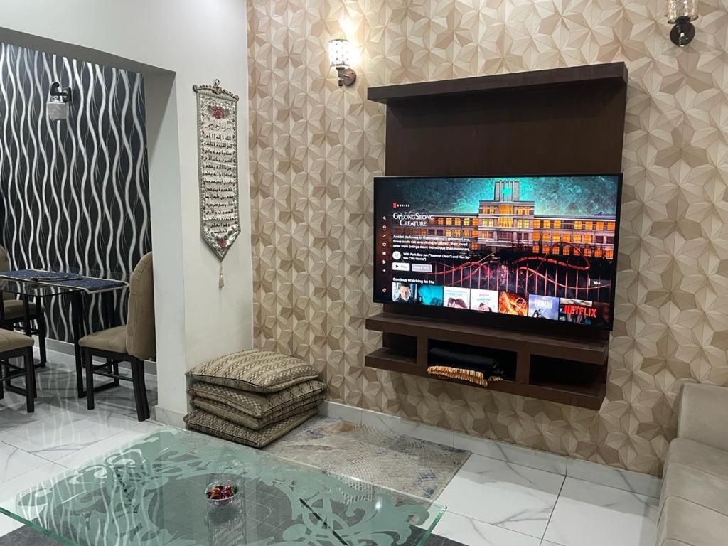 Grey Orchard Homestay - A Family Place Lahaur Zewnętrze zdjęcie