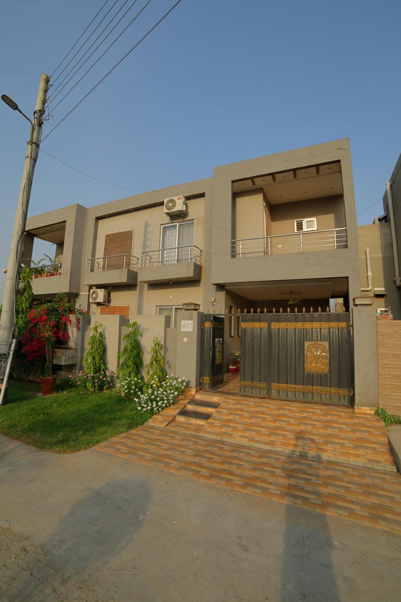 Grey Orchard Homestay - A Family Place Lahaur Zewnętrze zdjęcie