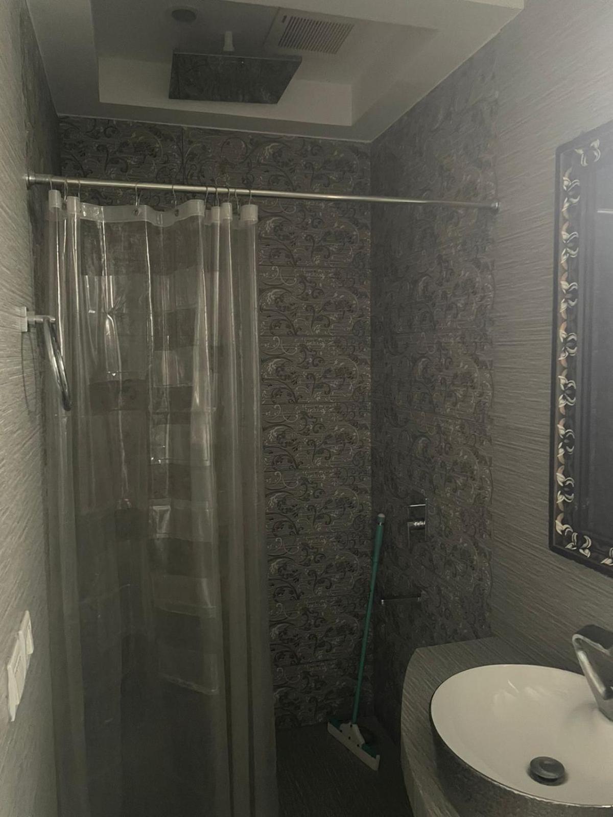 Grey Orchard Homestay - A Family Place Lahaur Zewnętrze zdjęcie